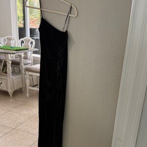 SAYLOR Black Maxi Dress